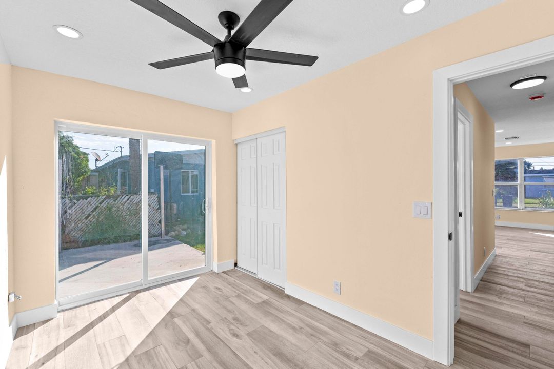 На продажу: $369,000 (3 спален, 1 ванн, 920 Квадратных фут)