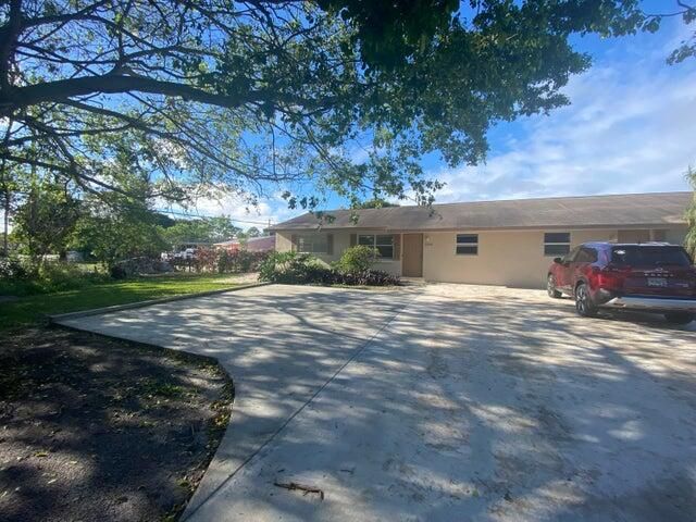 For Rent: $2,700 (3 beds, 2 baths, 1682 Square Feet)