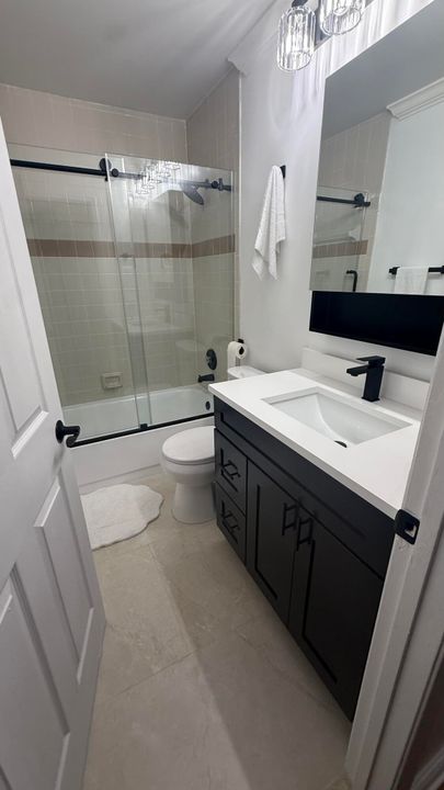 На продажу: $160,000 (1 спален, 1 ванн, 705 Квадратных фут)