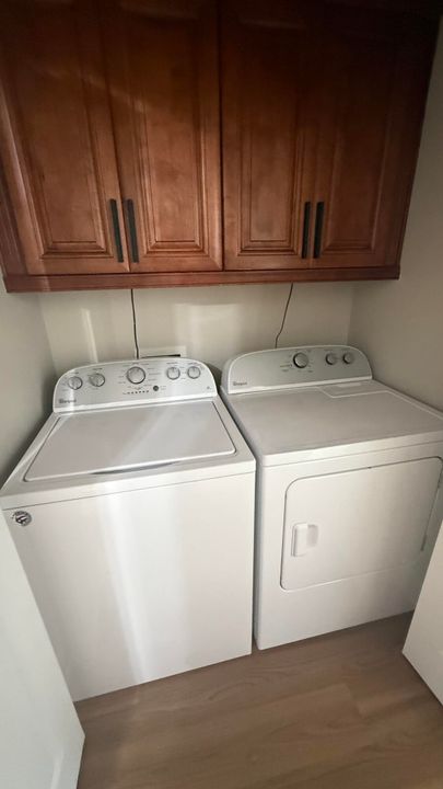 На продажу: $160,000 (1 спален, 1 ванн, 705 Квадратных фут)