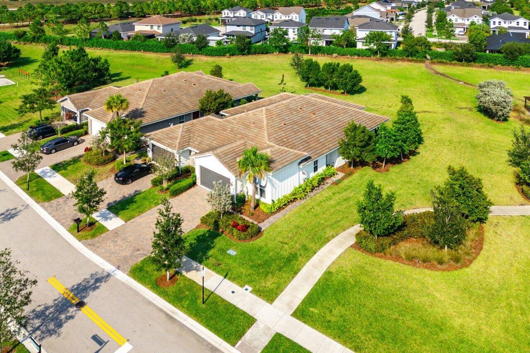 待售: $512,000 (3 贝兹, 2 浴室, 1925 平方英尺)