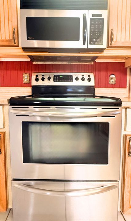 For Sale: $479,900 (3 beds, 2 baths, 1805 Square Feet)