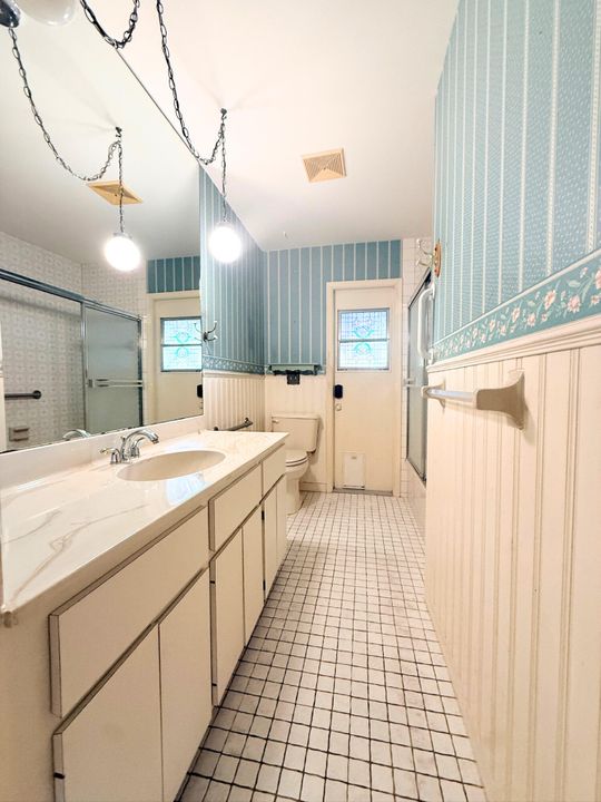 For Sale: $479,900 (3 beds, 2 baths, 1805 Square Feet)