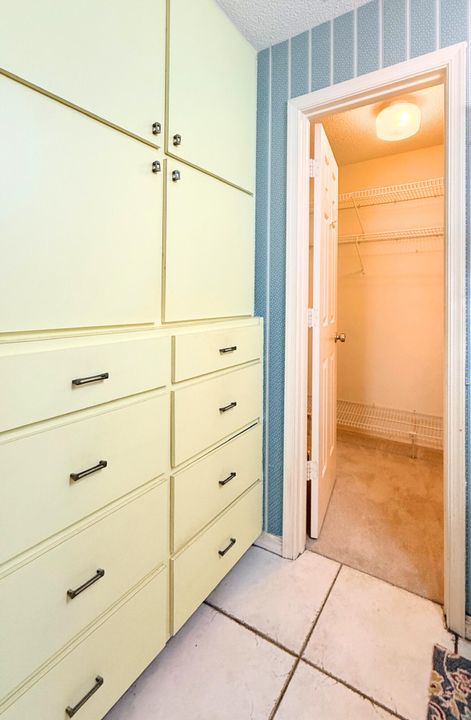 For Sale: $479,900 (3 beds, 2 baths, 1805 Square Feet)