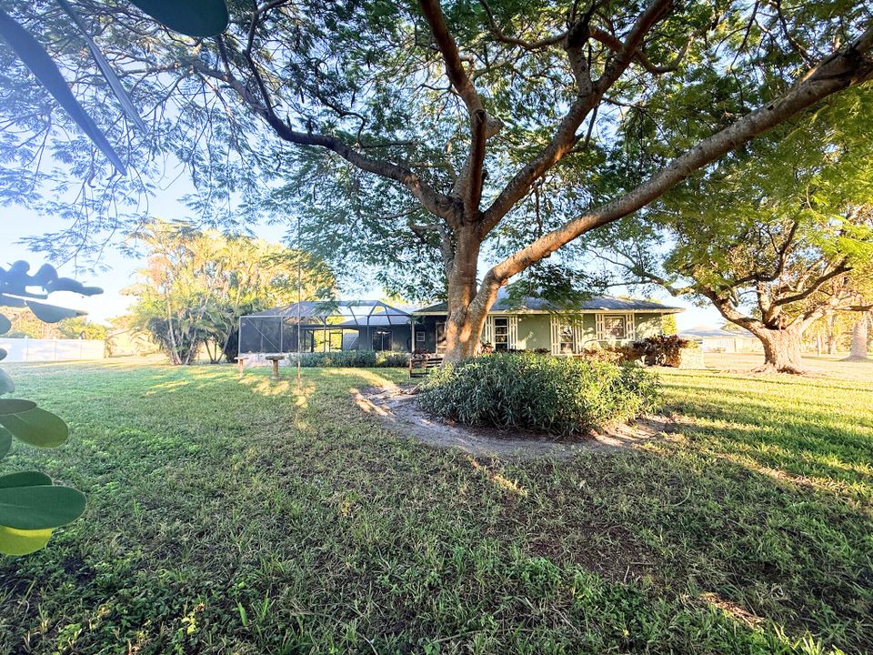 For Sale: $479,900 (3 beds, 2 baths, 1805 Square Feet)