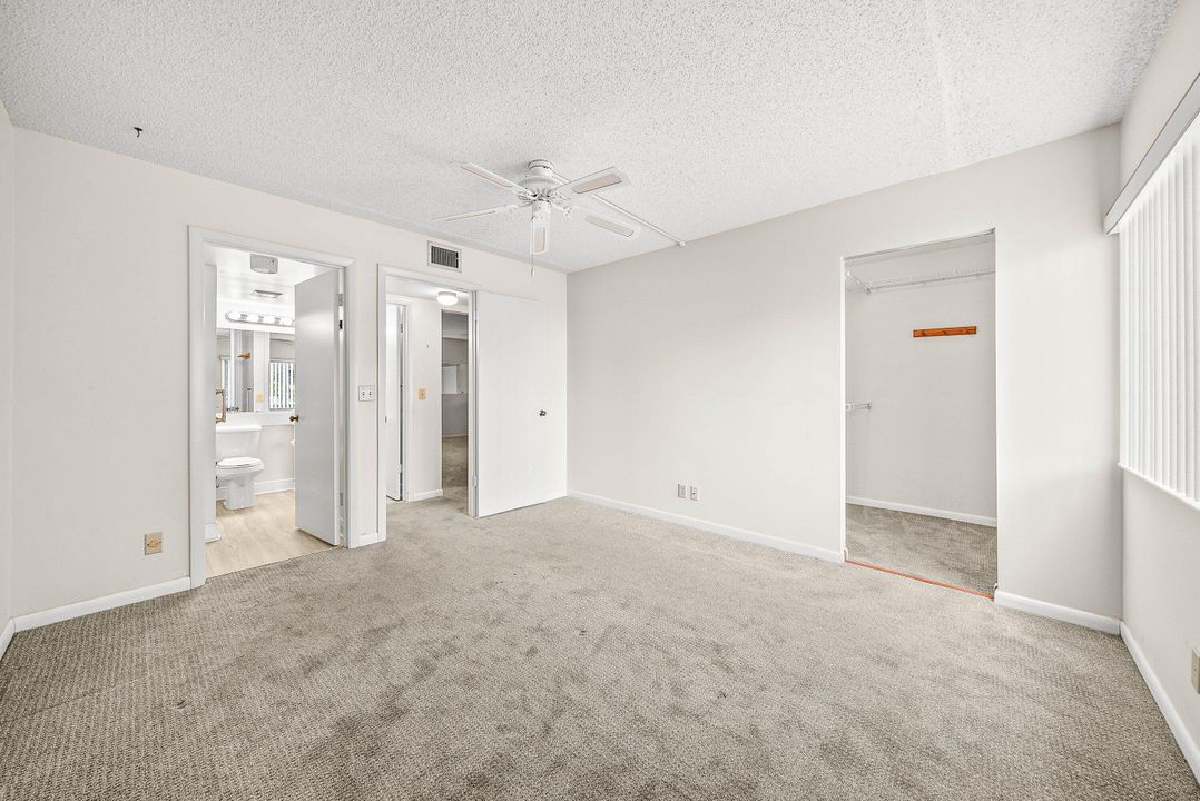 For Sale: $114,900 (2 beds, 1 baths, 818 Square Feet)