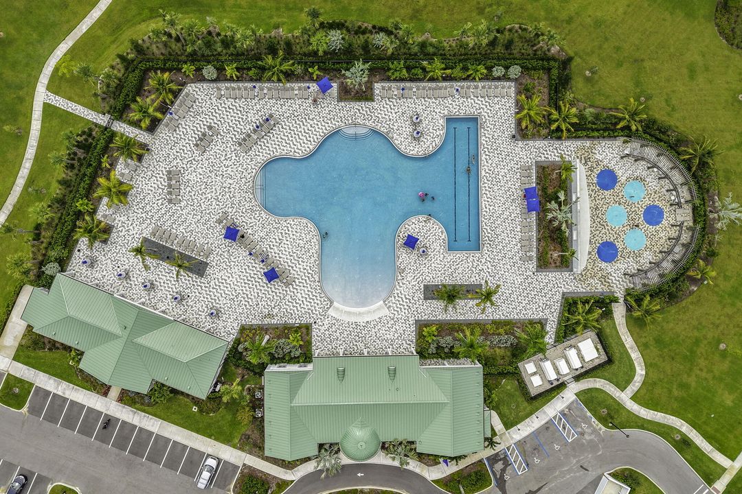 На продажу: $450,000 (4 спален, 2 ванн, 1909 Квадратных фут)