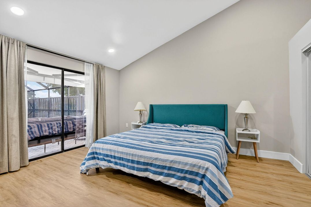 For Sale: $525,000 (3 beds, 3 baths, 1325 Square Feet)