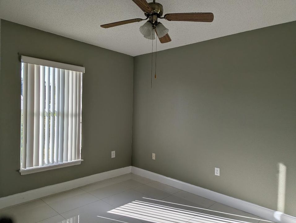 В аренду: $2,200 (3 спален, 2 ванн, 1535 Квадратных фут)