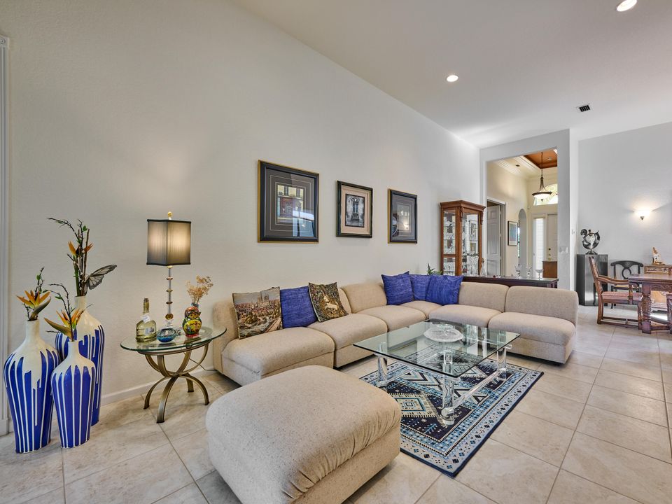 En Venta: $500,000 (3 camas, 2 baños, 2090 Pies cuadrados)