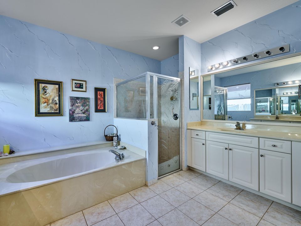 En Venta: $500,000 (3 camas, 2 baños, 2090 Pies cuadrados)