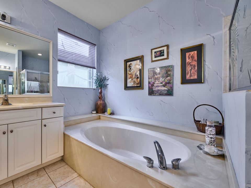 En Venta: $500,000 (3 camas, 2 baños, 2090 Pies cuadrados)