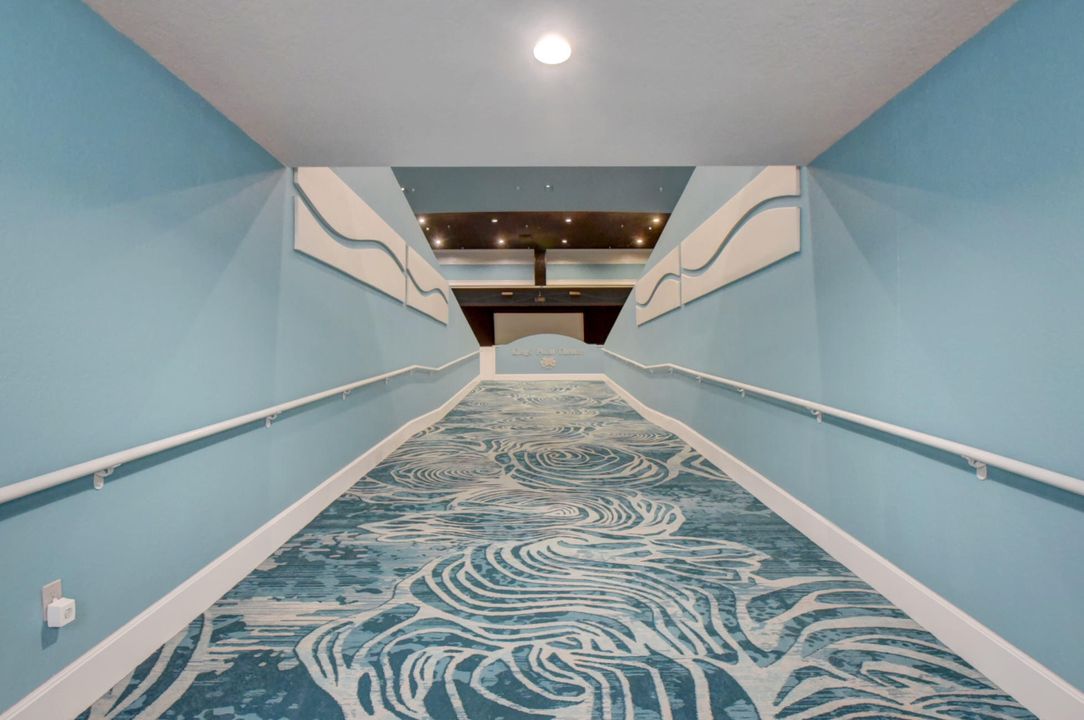 For Sale: $62,000 (1 beds, 1 baths, 760 Square Feet)