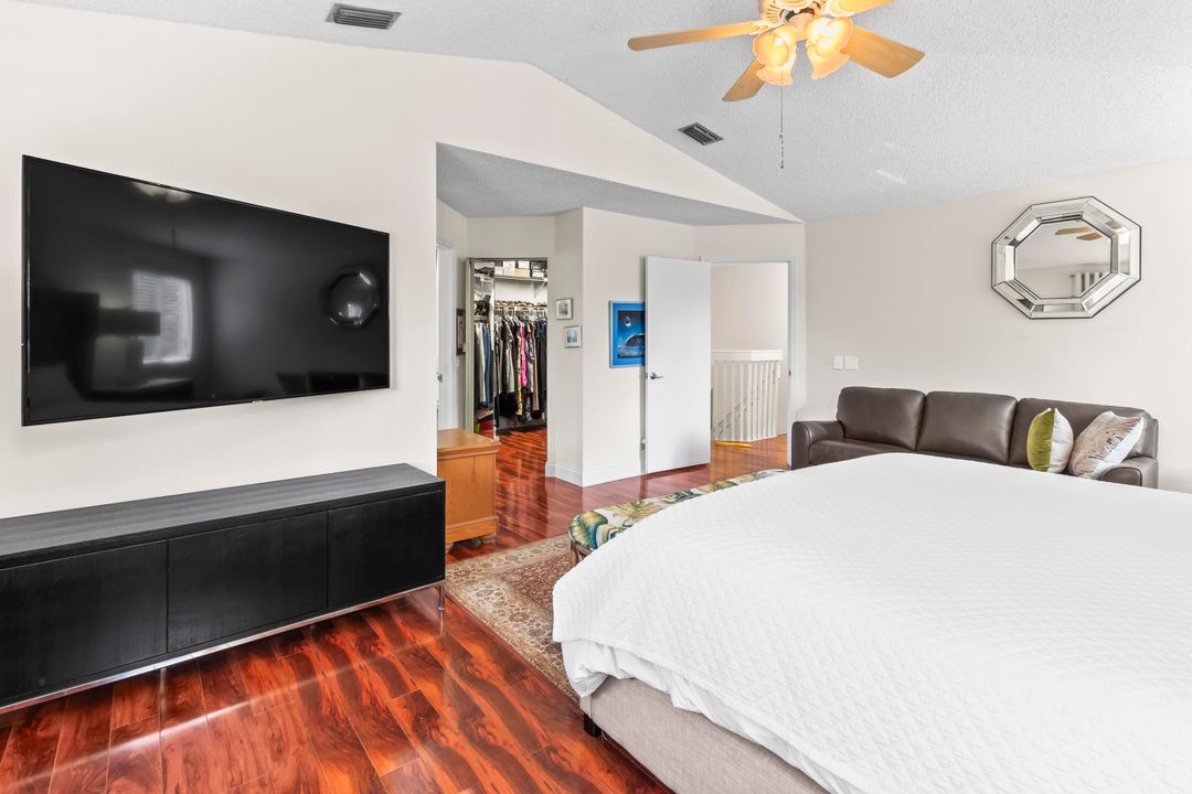 For Sale: $629,900 (3 beds, 3 baths, 1699 Square Feet)