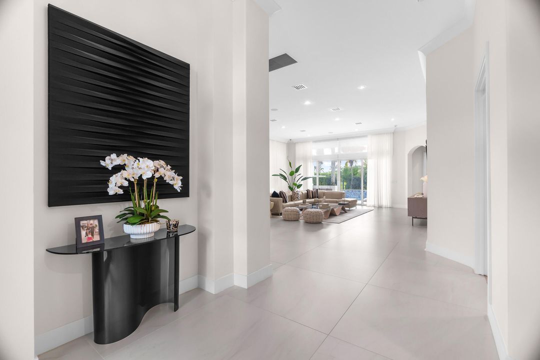 На продажу: $2,245,000 (4 спален, 4 ванн, 3065 Квадратных фут)