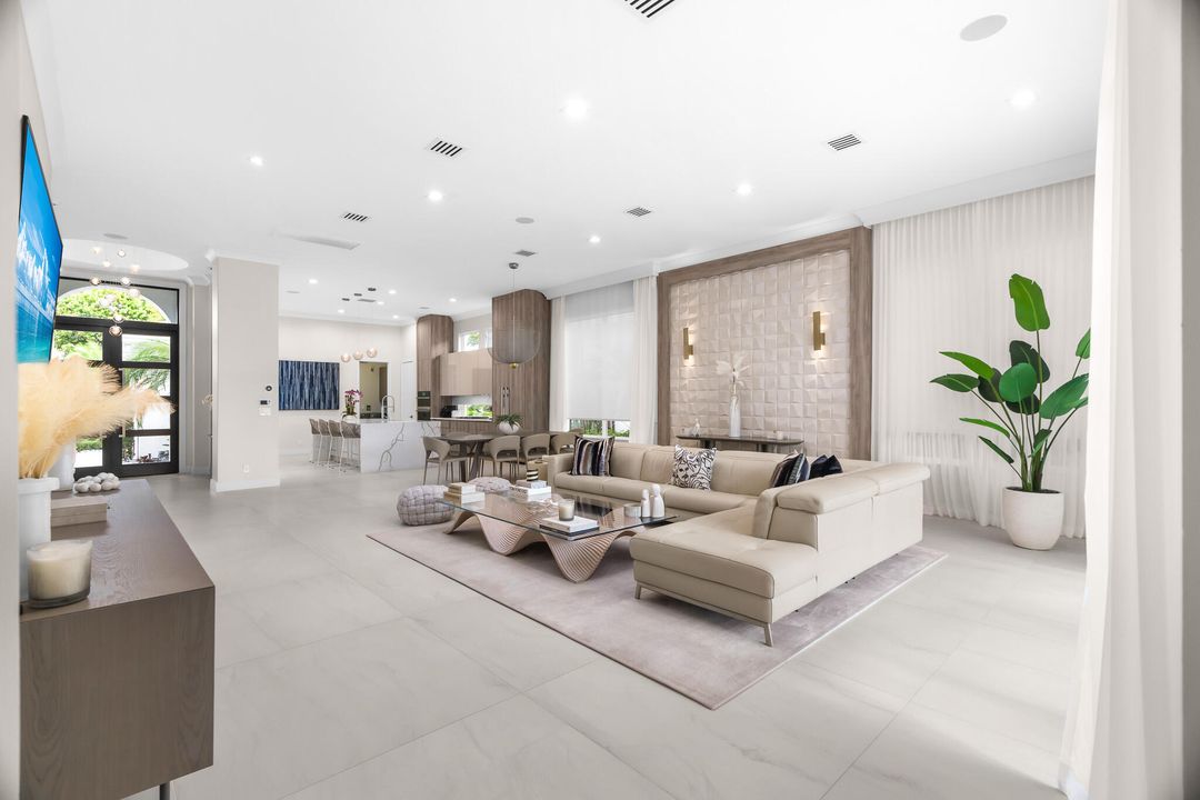 На продажу: $2,245,000 (4 спален, 4 ванн, 3065 Квадратных фут)