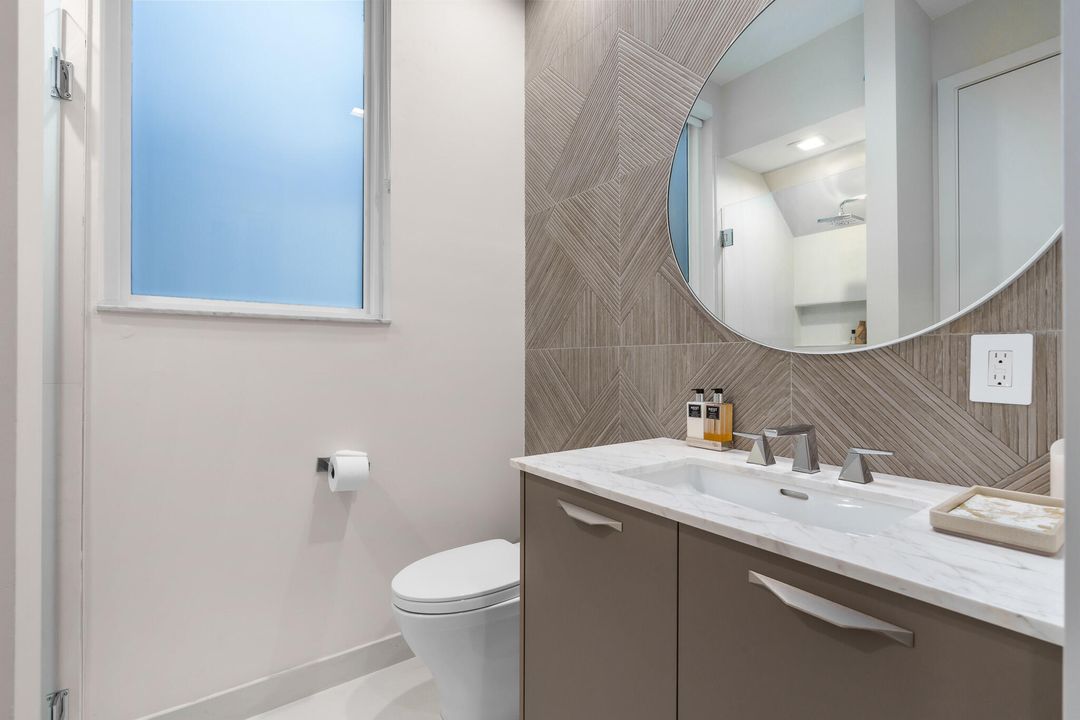 На продажу: $2,245,000 (4 спален, 4 ванн, 3065 Квадратных фут)