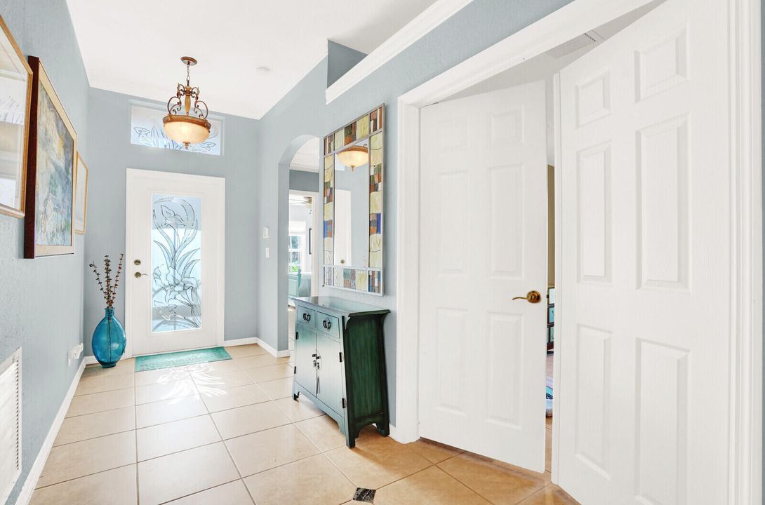 For Sale: $515,000 (3 beds, 2 baths, 2067 Square Feet)