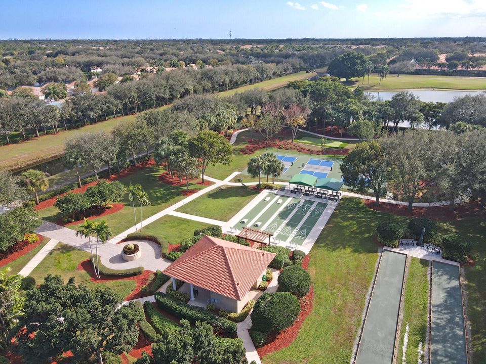 For Sale: $515,000 (3 beds, 2 baths, 2067 Square Feet)