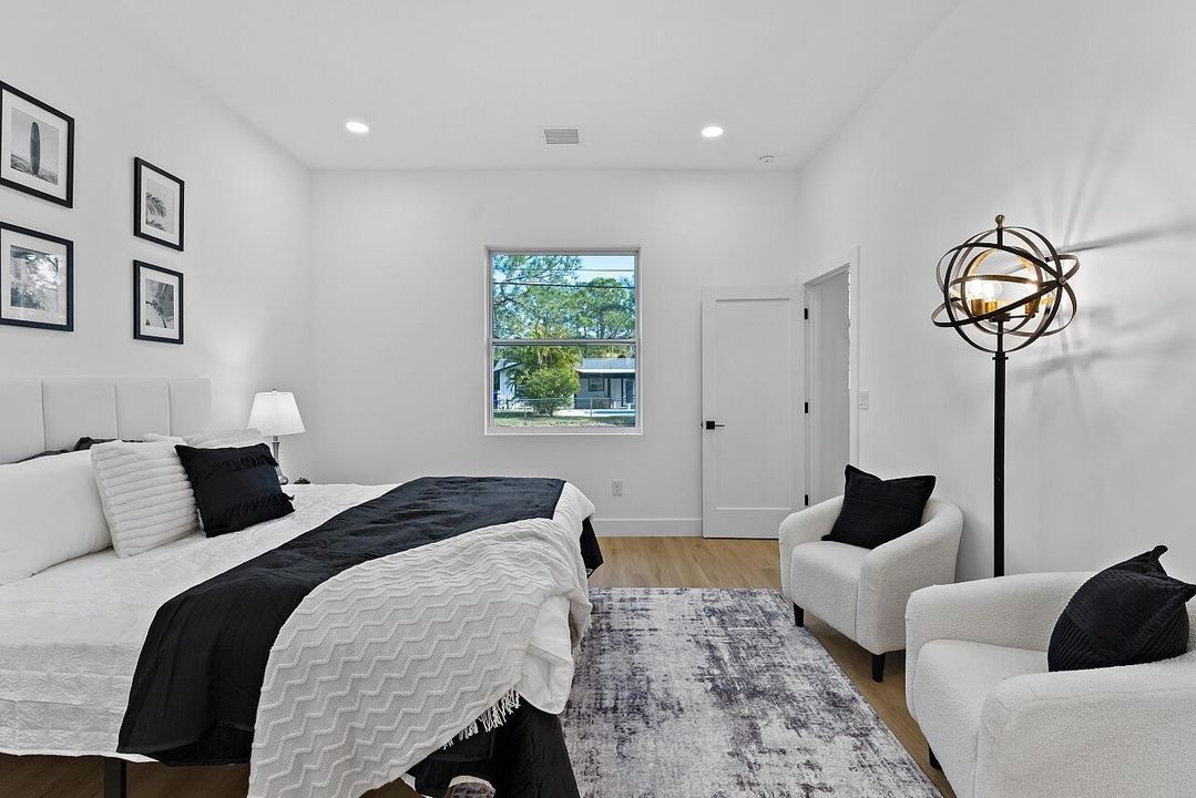 На продажу: $409,900 (4 спален, 2 ванн, 1793 Квадратных фут)