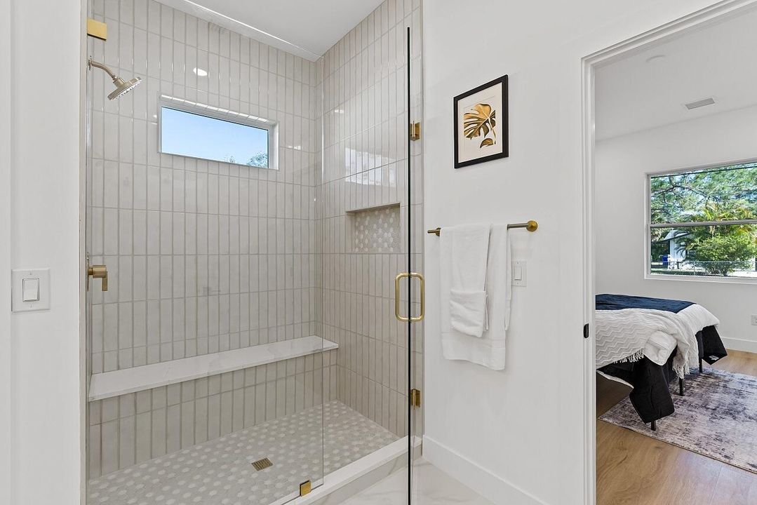 На продажу: $409,900 (4 спален, 2 ванн, 1793 Квадратных фут)