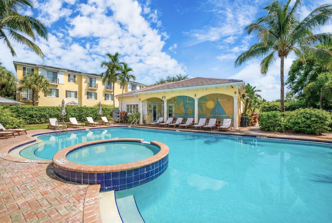 For Sale: $587,000 (3 beds, 3 baths, 1957 Square Feet)