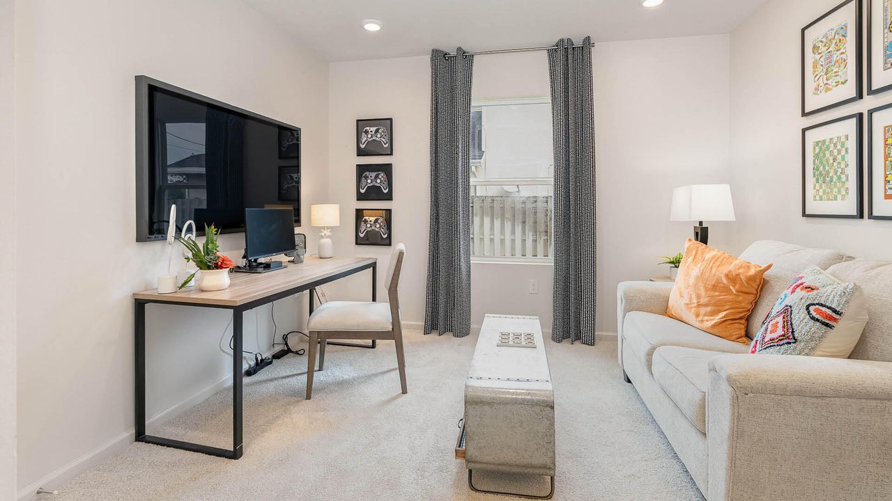 For Sale: $340,130 (4 beds, 2 baths, 1828 Square Feet)