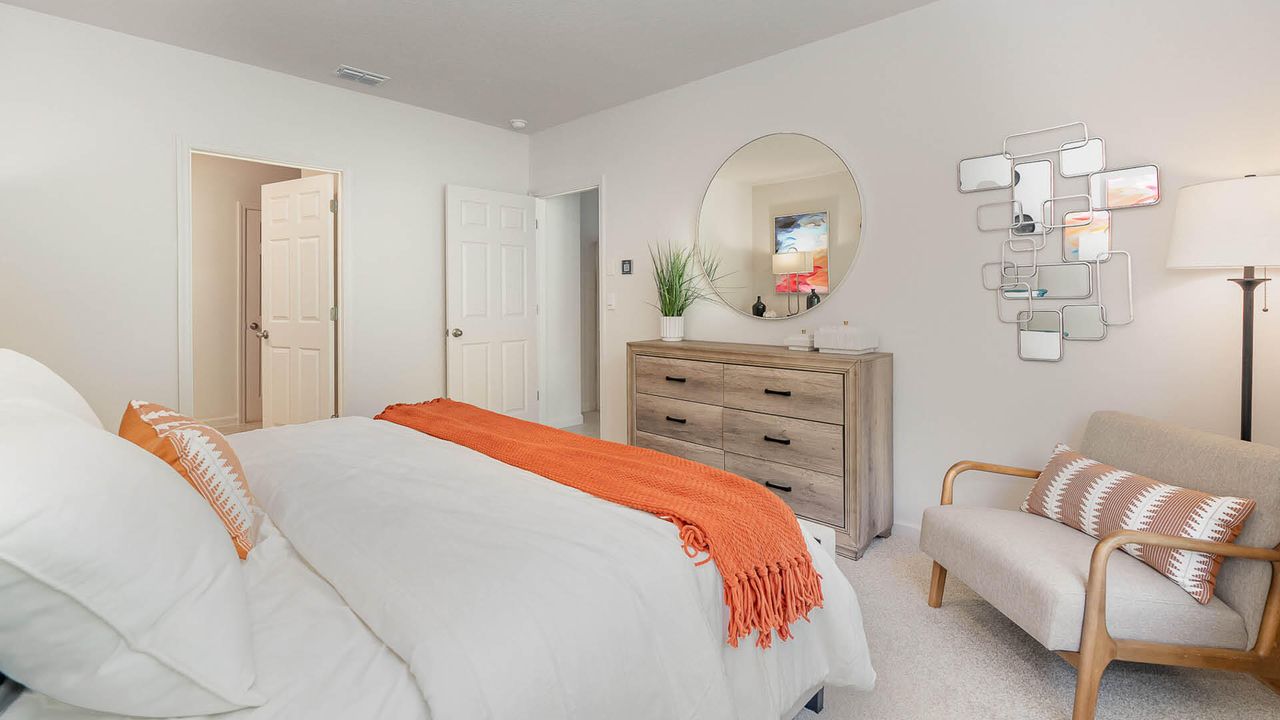 For Sale: $340,130 (4 beds, 2 baths, 1828 Square Feet)