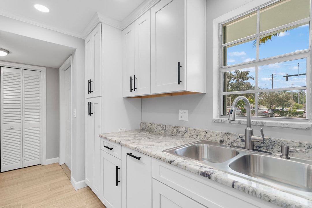 出租: $2,150 (2 贝兹, 2 浴室, 1150 平方英尺)