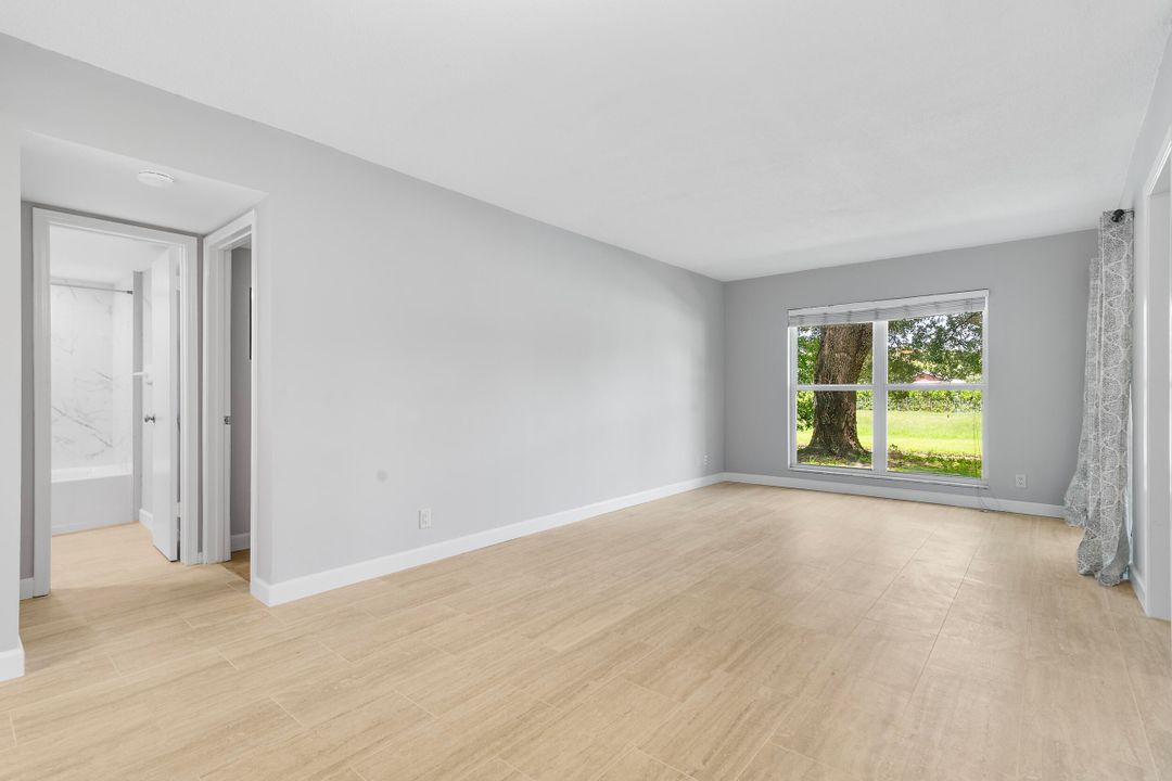 出租: $2,150 (2 贝兹, 2 浴室, 1150 平方英尺)