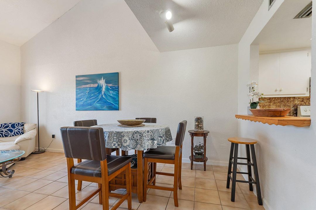 На продажу: $240,000 (1 спален, 1 ванн, 957 Квадратных фут)