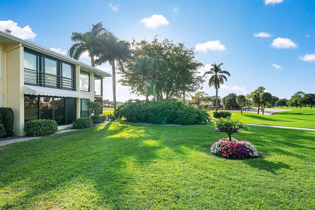 待售: $660,000 (2 贝兹, 2 浴室, 1737 平方英尺)