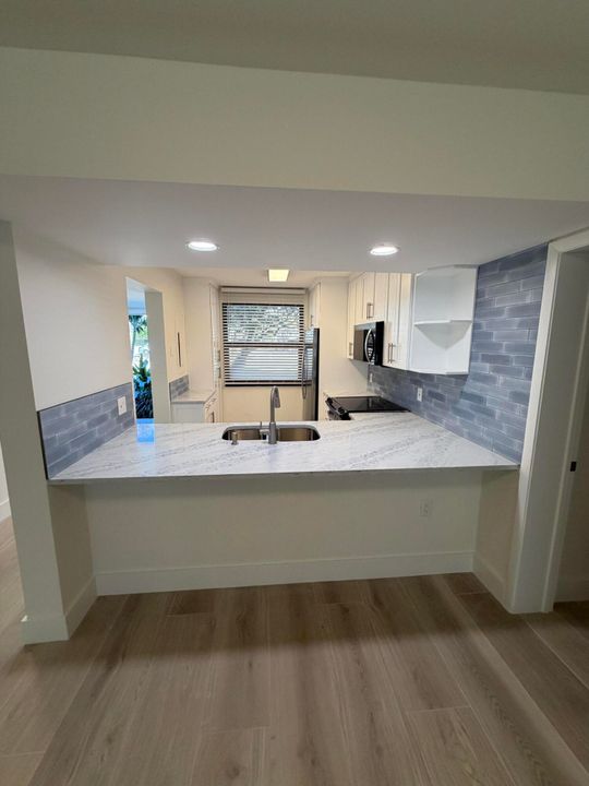 В аренду: $2,395 (3 спален, 2 ванн, 1442 Квадратных фут)