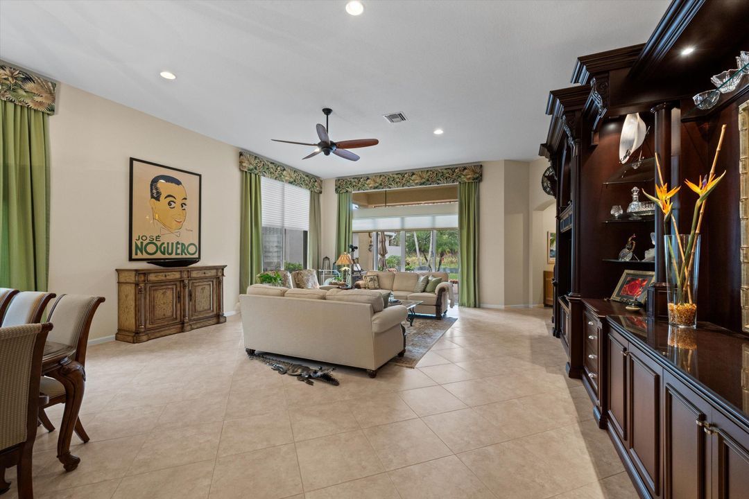 待售: $549,900 (3 贝兹, 3 浴室, 2629 平方英尺)