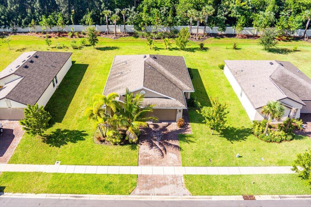 На продажу: $339,900 (4 спален, 2 ванн, 1830 Квадратных фут)