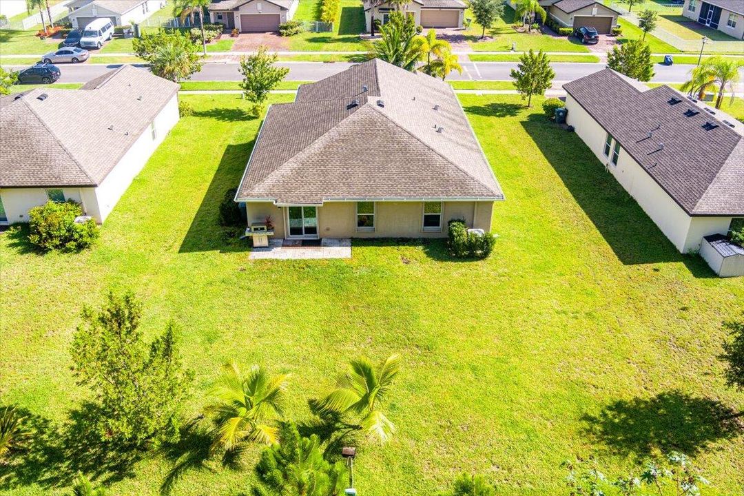 На продажу: $339,900 (4 спален, 2 ванн, 1830 Квадратных фут)