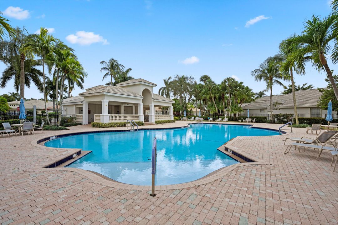 待售: $549,900 (3 贝兹, 3 浴室, 2629 平方英尺)