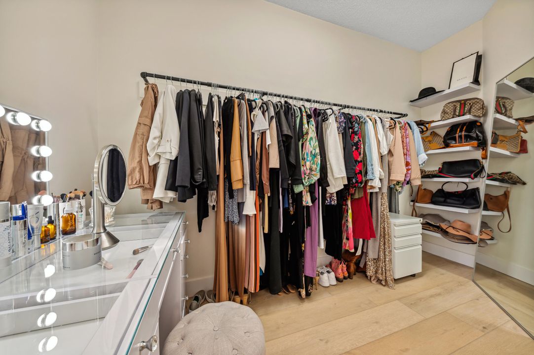 待售: $555,000 (2 贝兹, 2 浴室, 1757 平方英尺)