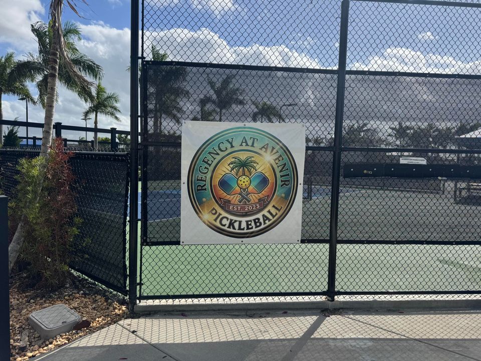 For Sale: $825,000 (3 beds, 2 baths, 1937 Square Feet)