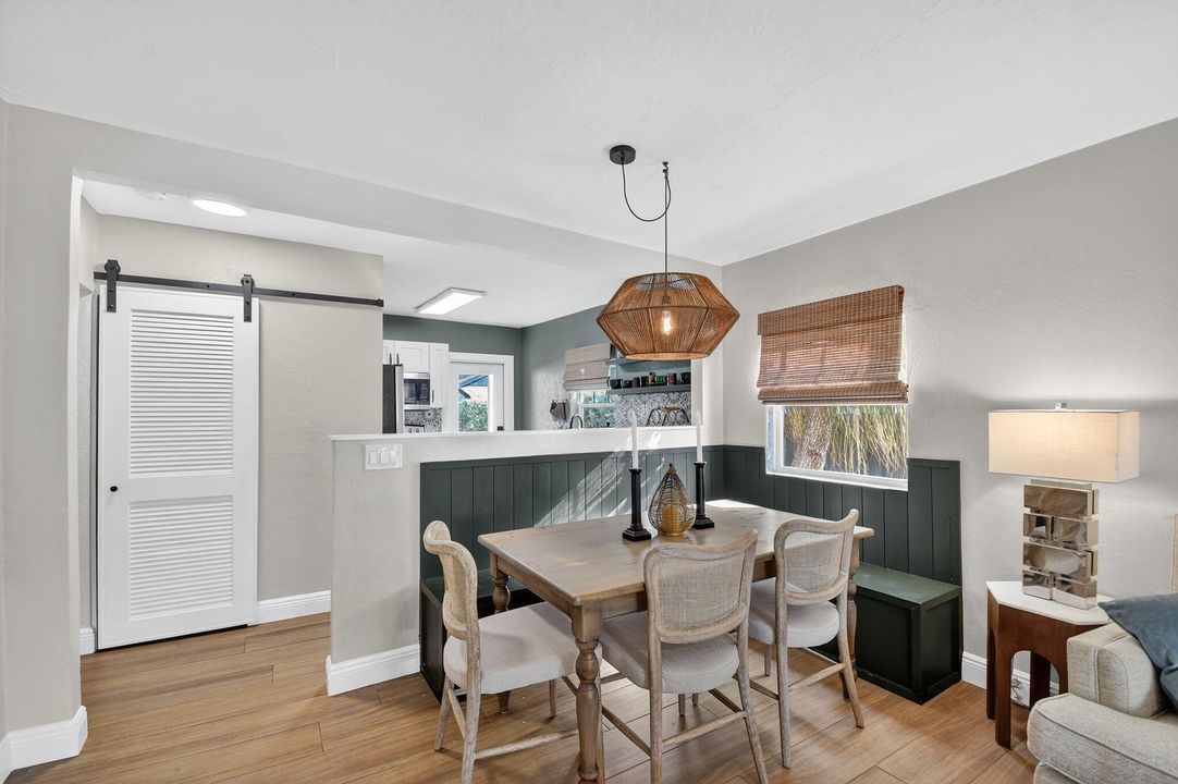 For Rent: $5,950 (3 beds, 2 baths, 1288 Square Feet)