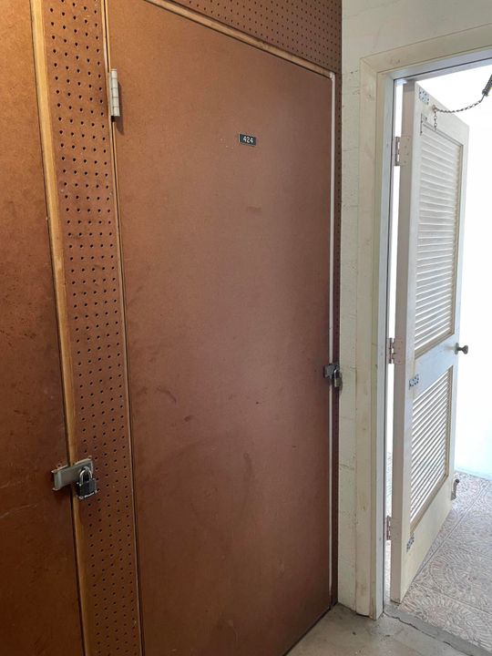 На продажу: $269,900 (2 спален, 2 ванн, 1200 Квадратных фут)