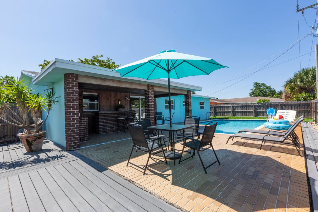 En Venta: $699,000 (3 camas, 2 baños, 1274 Pies cuadrados)