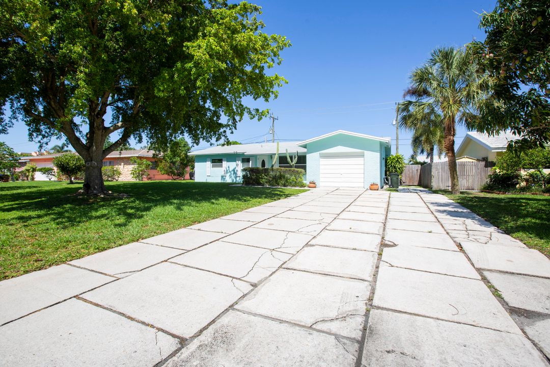 En Venta: $699,000 (3 camas, 2 baños, 1274 Pies cuadrados)