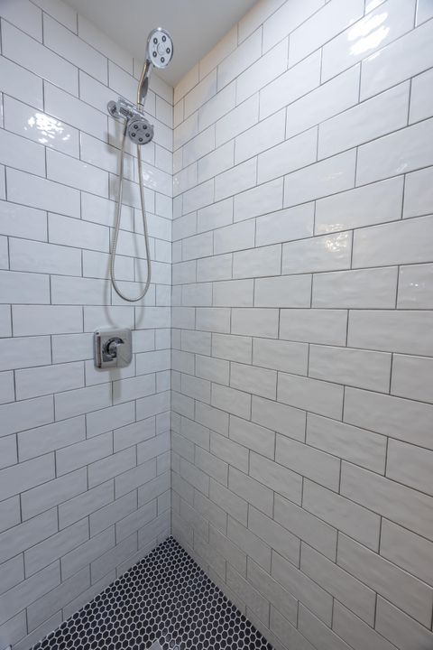 En Venta: $359,000 (2 camas, 2 baños, 1209 Pies cuadrados)