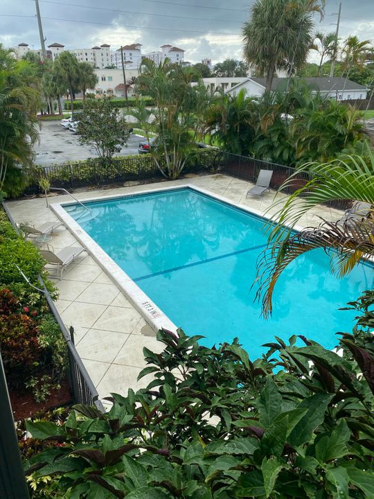 En Venta: $359,000 (2 camas, 2 baños, 1209 Pies cuadrados)