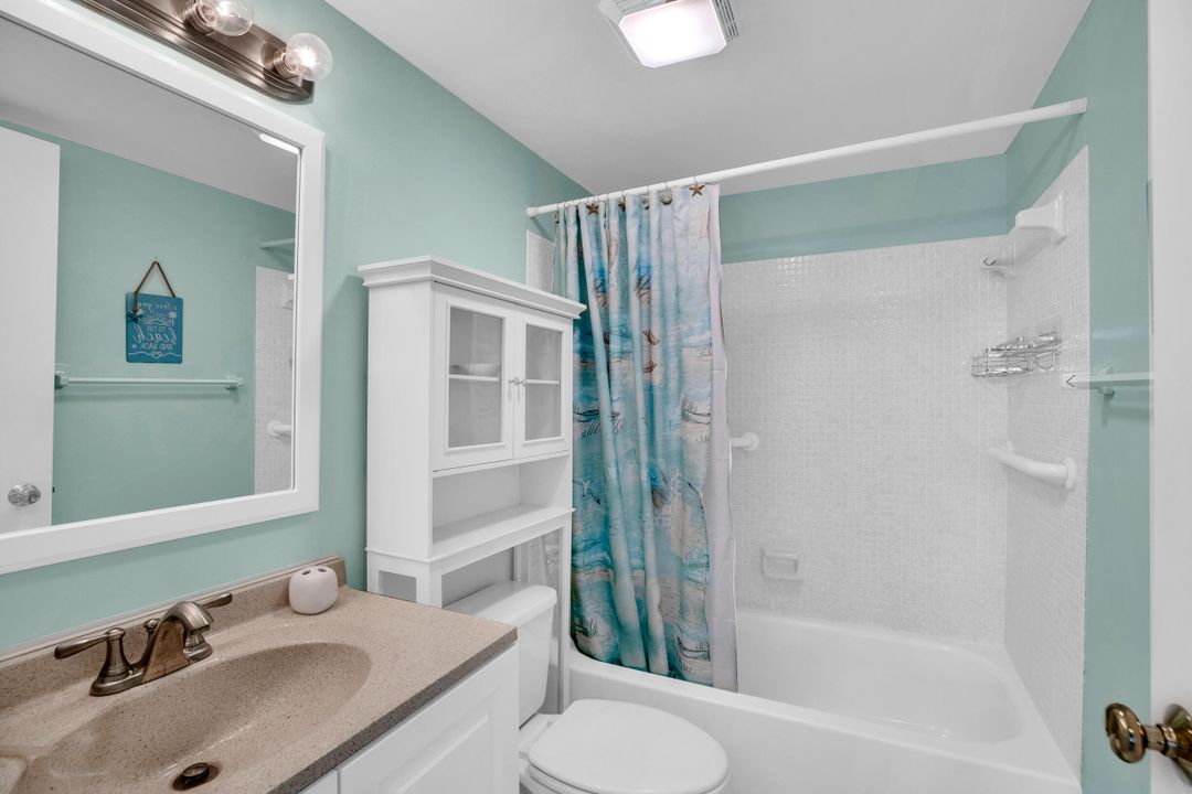 На продажу: $355,500 (2 спален, 2 ванн, 1053 Квадратных фут)