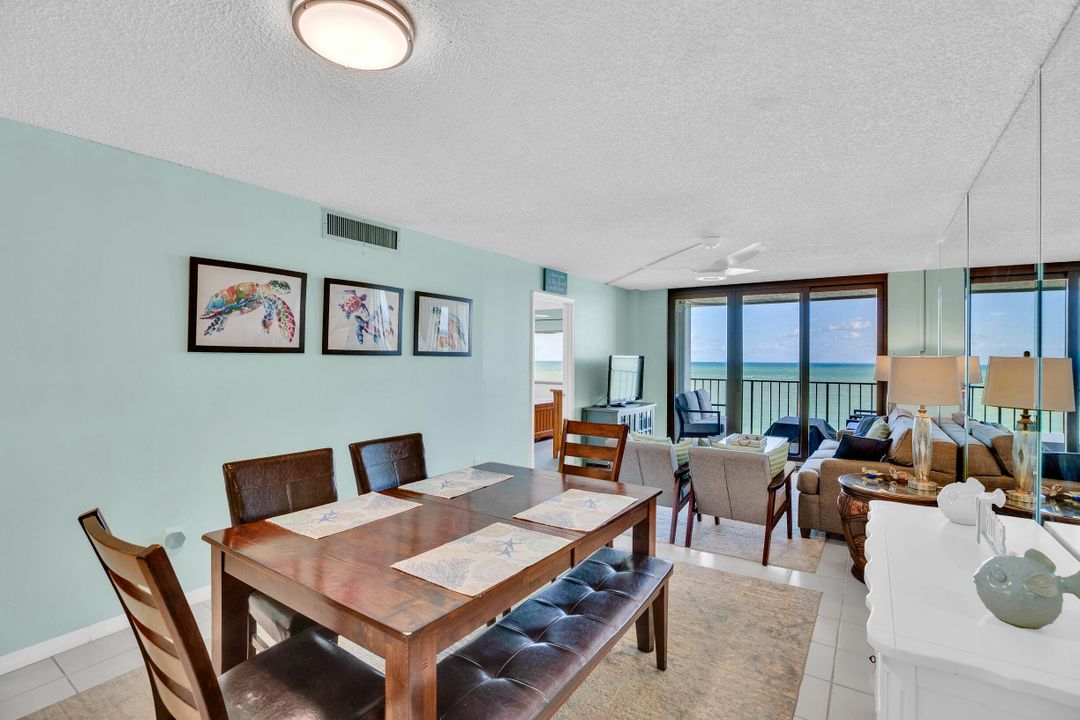 На продажу: $355,500 (2 спален, 2 ванн, 1053 Квадратных фут)