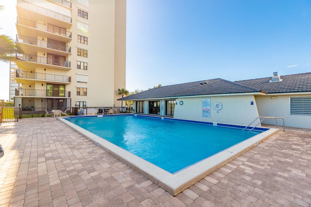 На продажу: $355,500 (2 спален, 2 ванн, 1053 Квадратных фут)