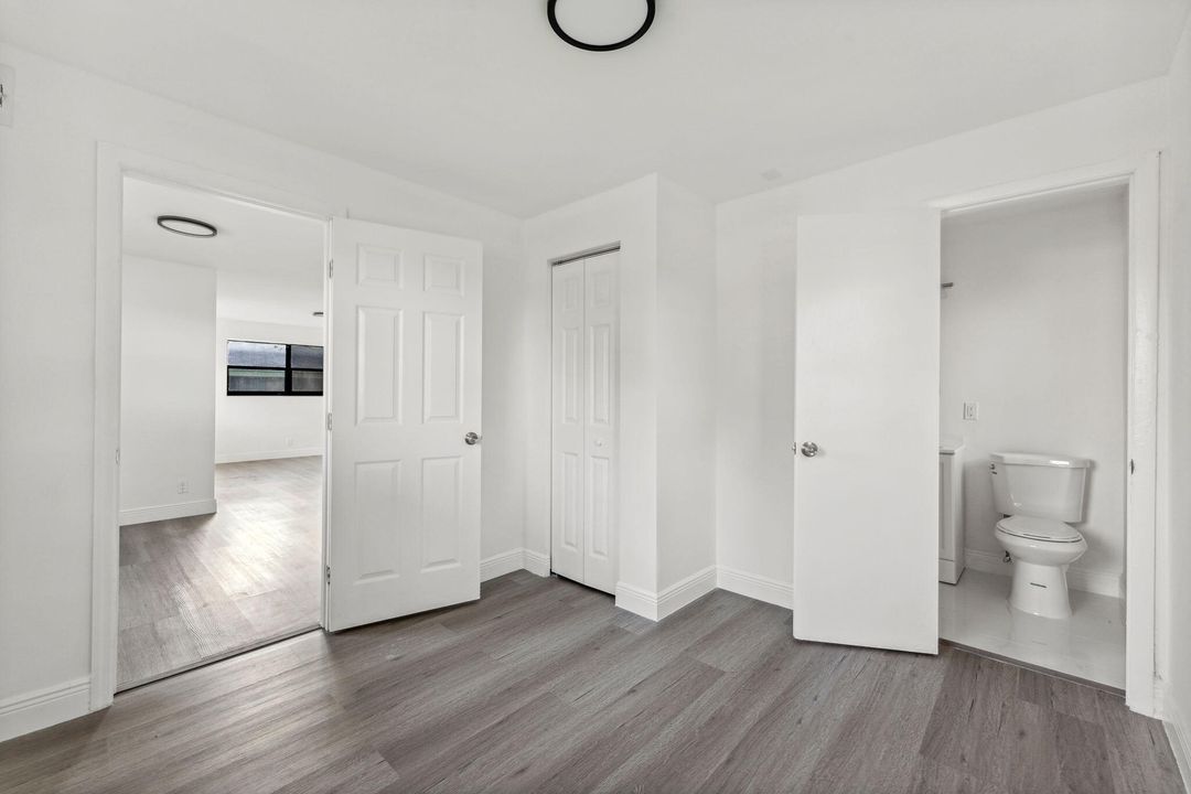 For Rent: $3,200 (4 beds, 2 baths, 1175 Square Feet)