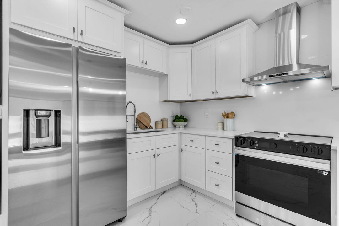 For Sale: $529,900 (3 beds, 2 baths, 1400 Square Feet)